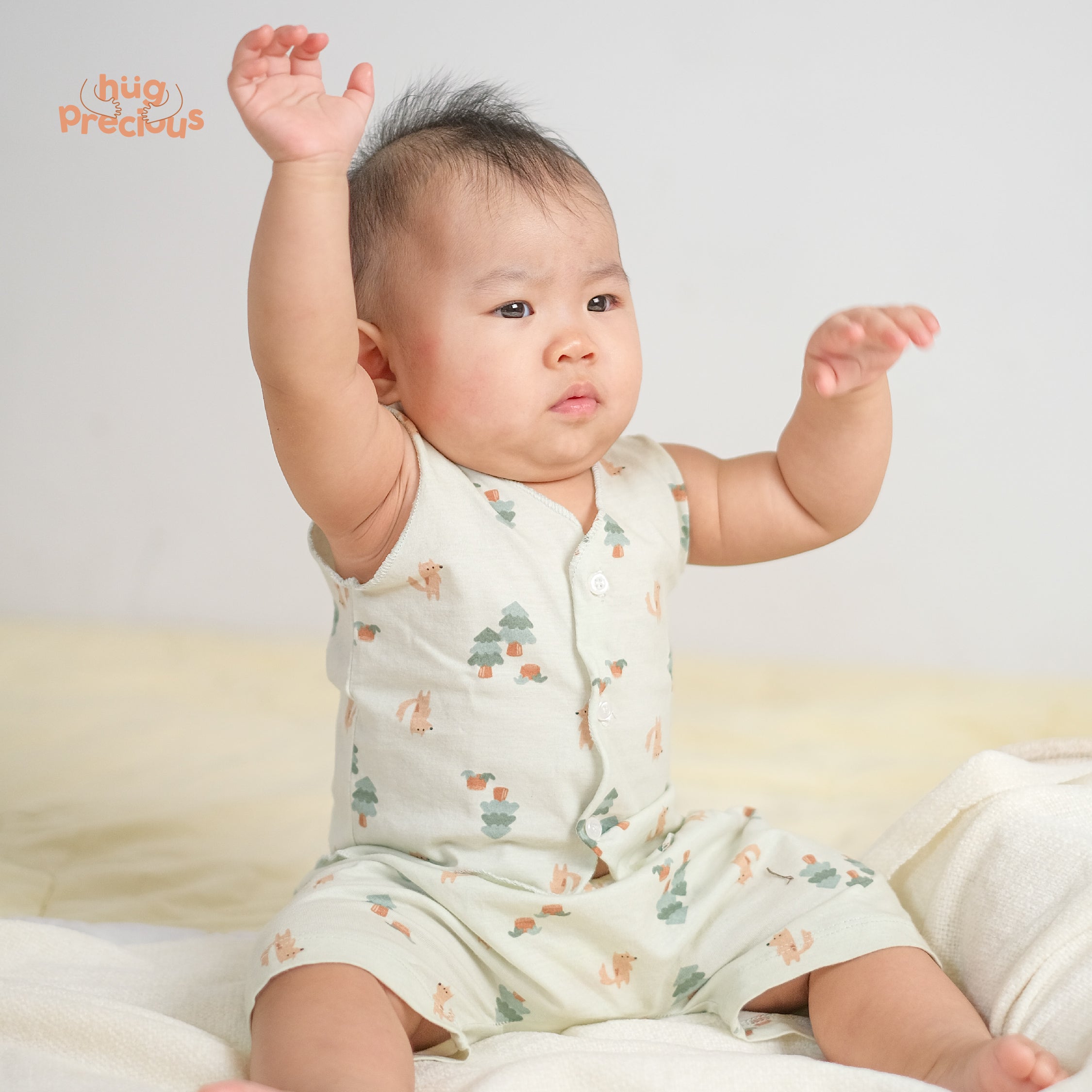 Little Wear Short Sleeveless Set - 1.0 (Setelan Baju Bayi Lengan Buntung)